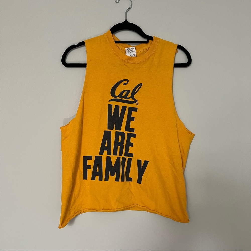 University of California CAL We Are Family Tank Top Golden Bears Size M